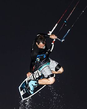 Night Kite