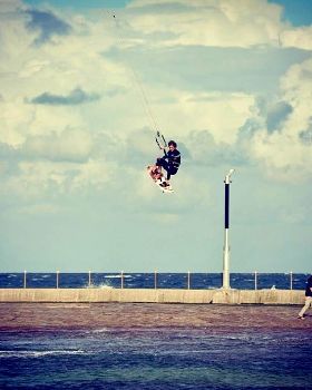 Kitesurfing