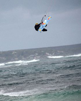 Buzz board 135 carbon