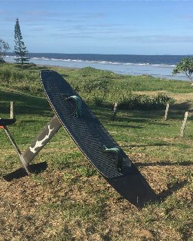Kitesurfing