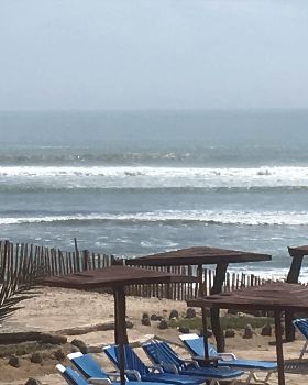 Kitesurfing