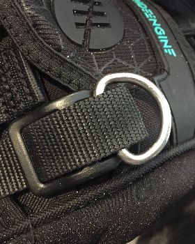 Ride Engine D-shackle 1