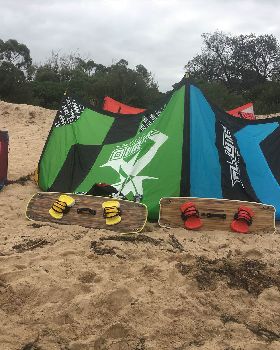 Kitesurfing
