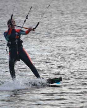 Kitesurfing