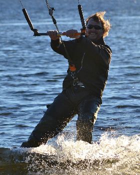 Kitesurfing