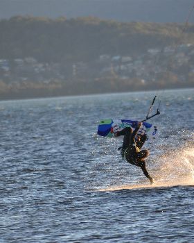Kitesurfing