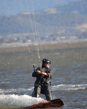 Kitesurfing