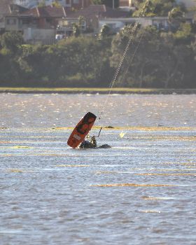 Kitesurfing