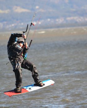 Kitesurfing