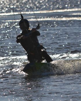 Kitesurfing