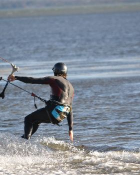 Kitesurfing