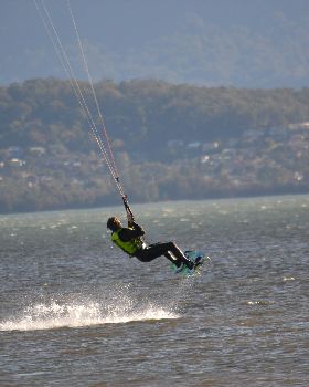 Kitesurfing
