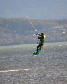 Kitesurfing