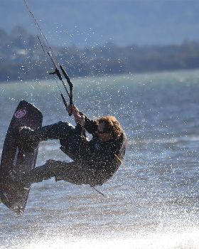 Kitesurfing