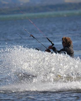 Kitesurfing