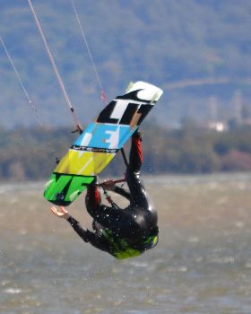 Kitesurfing