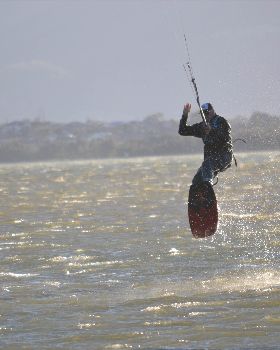 Kitesurfing