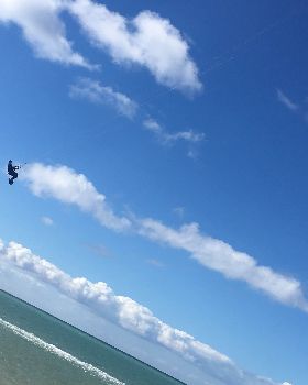 Kitesurfing
