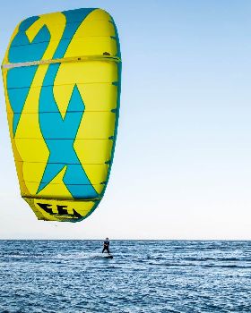 When Joris Miedema from Netherland comes the other side of the world for a kite session in Brisbane.