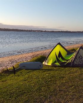 Kitesurfing