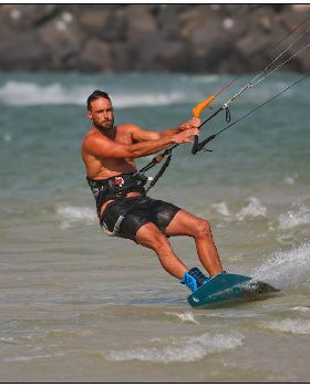 Currumbin alley