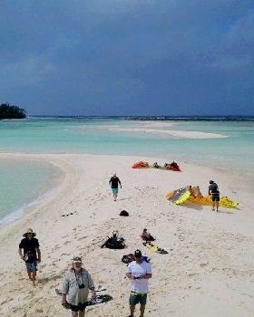 Moon Tours - PNG KITE TRIP