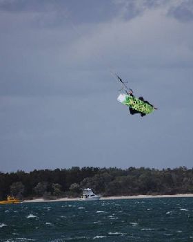 Kitesurfing