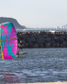 Here is a good Kite Foil lesson From Thierry in 13kts with an F-ONE Bandit 2018 6m at Currumbin QLD