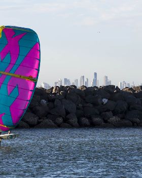 Here is a good Kite Foil lesson From Thierry in 13kts with an F-ONE Bandit 2018 6m at Currumbin QLD