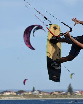Kitesurfing