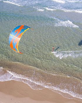 Nothing better than a good session with some friends on your local spo! What a day! :)