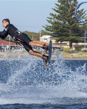 Kitesurfing