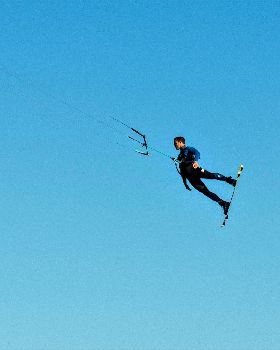 Kitesurfing