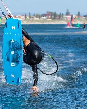 Kitesurfing