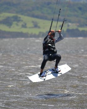 Kitesurfing
