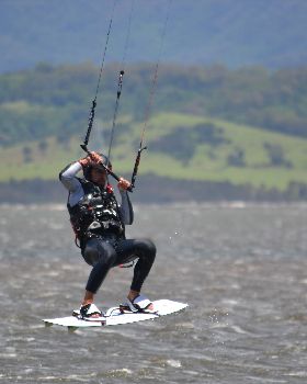 Kitesurfing