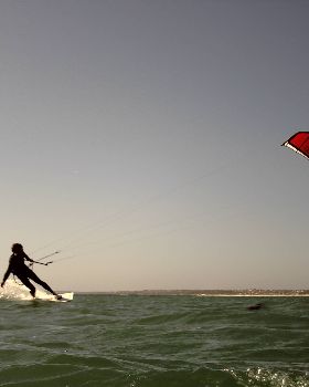 Kitesurfing