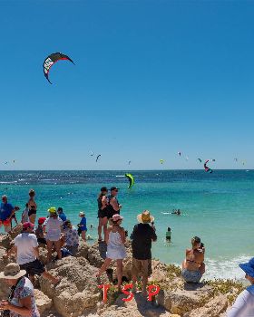 Start of the Kitesurfing area of the LOC Marathon.
