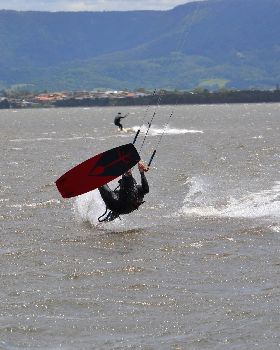 Kitesurfing