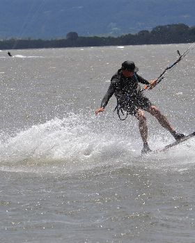 Kitesurfing