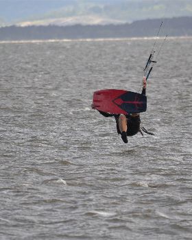 Kitesurfing