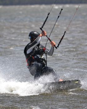 Kitesurfing