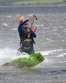 Kitesurfing