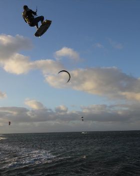Kitesurfing