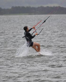 Kitesurfing