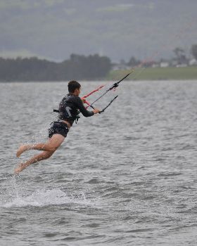 Kitesurfing