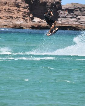 Kitesurfing