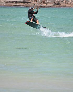 Kitesurfing