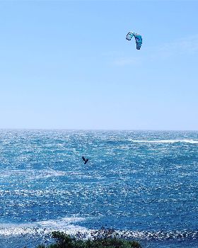 Kitesurfing