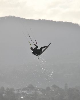 Kitesurfing